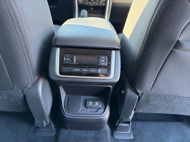 Used 2022 Subaru Ascent Premium w/ Convenience Package image 29