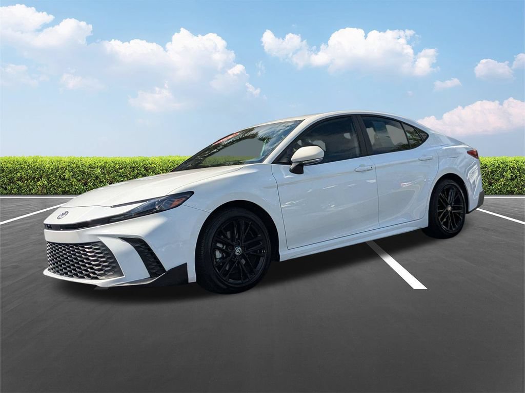 Used 2025 Toyota Camry SE FWD image 6