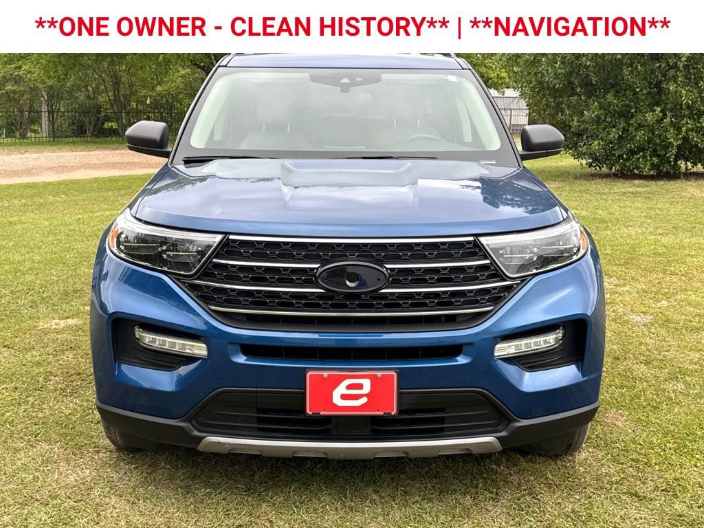 Used 2021 Ford Explorer XLT w/ Equipment Group 202A image 2