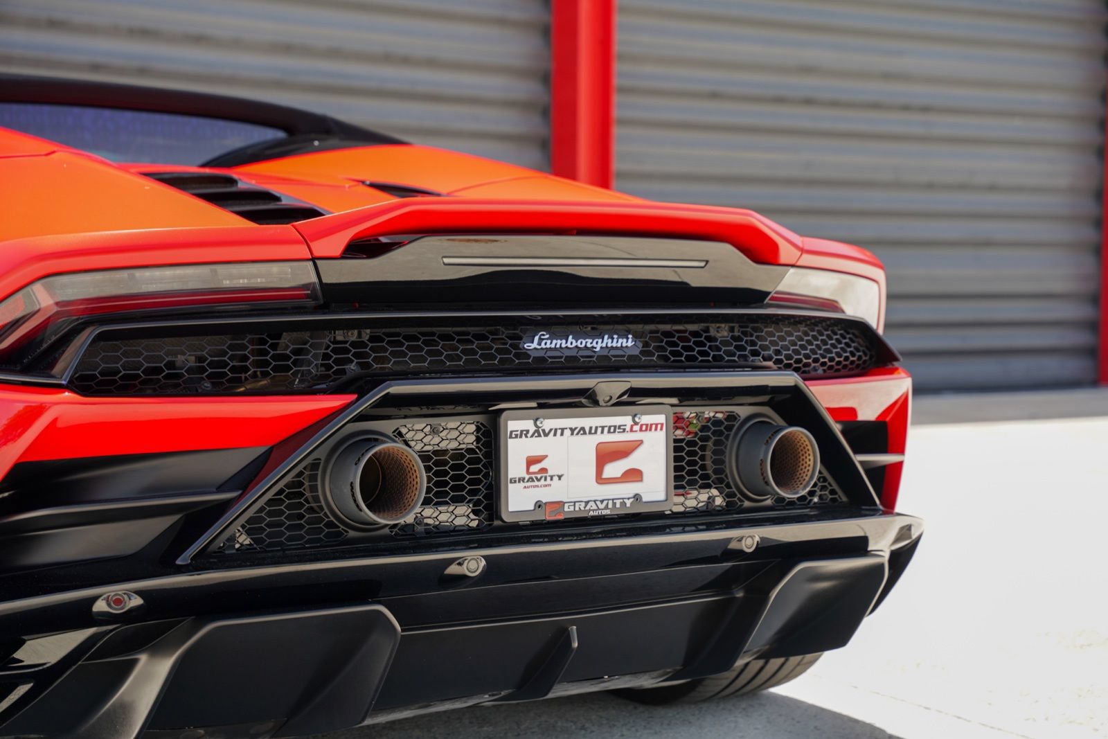 Used 2022 Lamborghini Huracan EVO RWD image 8