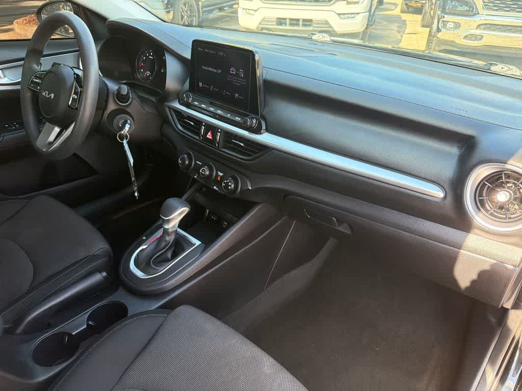 Used 2024 Kia Forte LXS FWD image 14