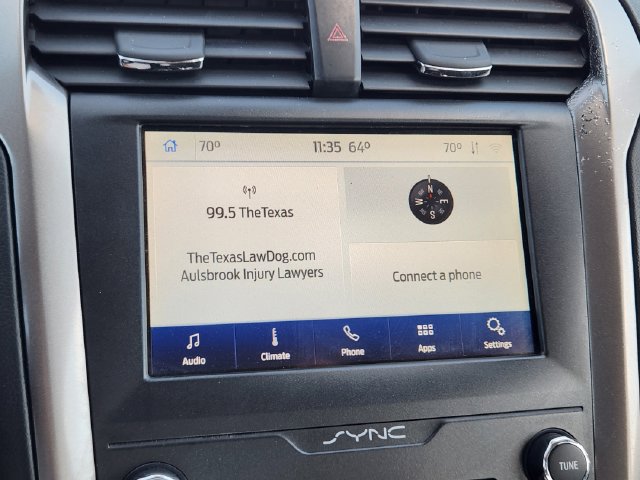 Used 2020 Ford Fusion SE FWD image 18