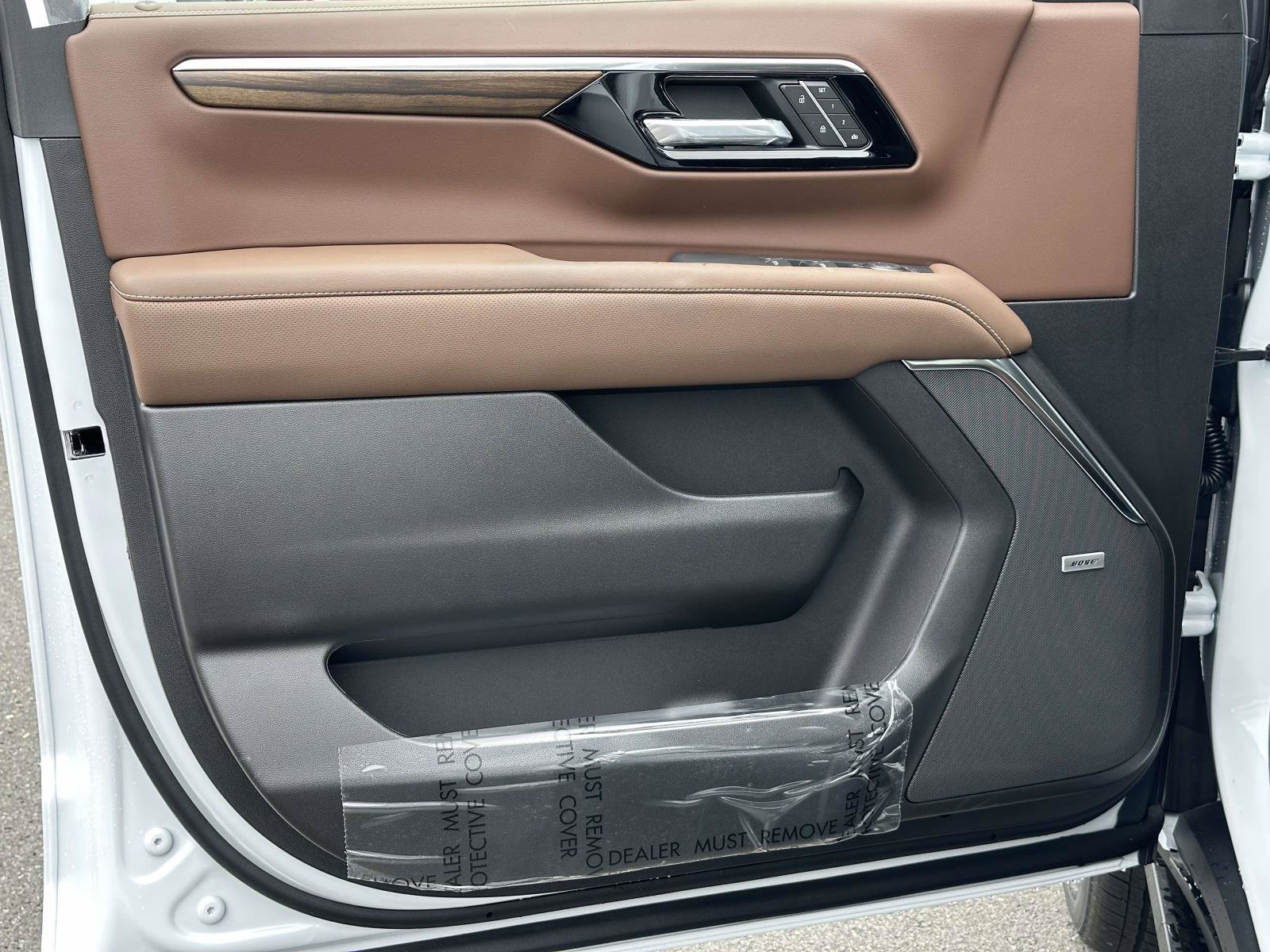 New 2026 Chevrolet Suburban High Country AWD/4WD image 19