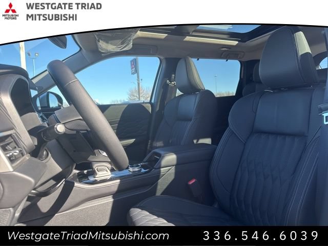 New 2026 Mitsubishi Outlander SEL FWD image 16