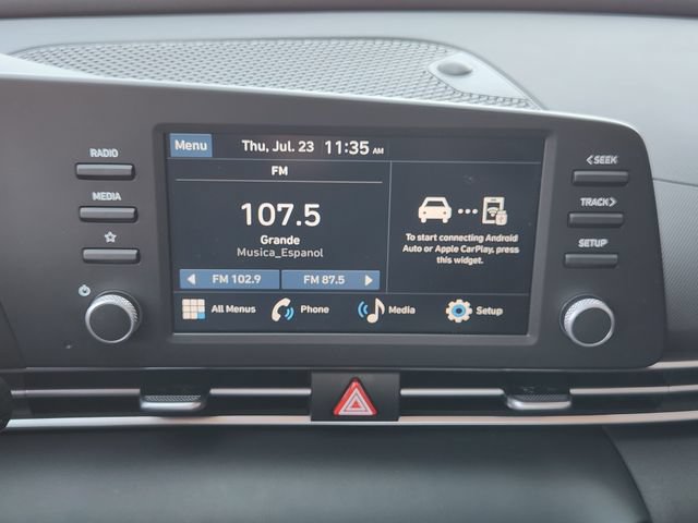 Certified 2024 Hyundai Elantra SE FWD image 11