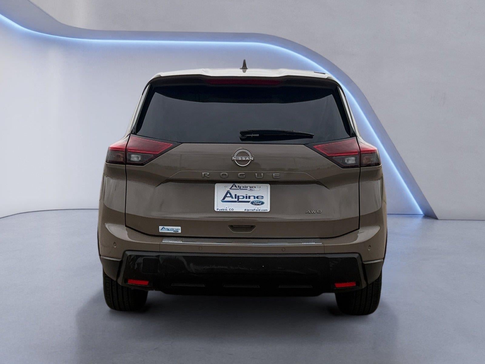 Used 2025 Nissan Rogue SV AWD/4WD image 4