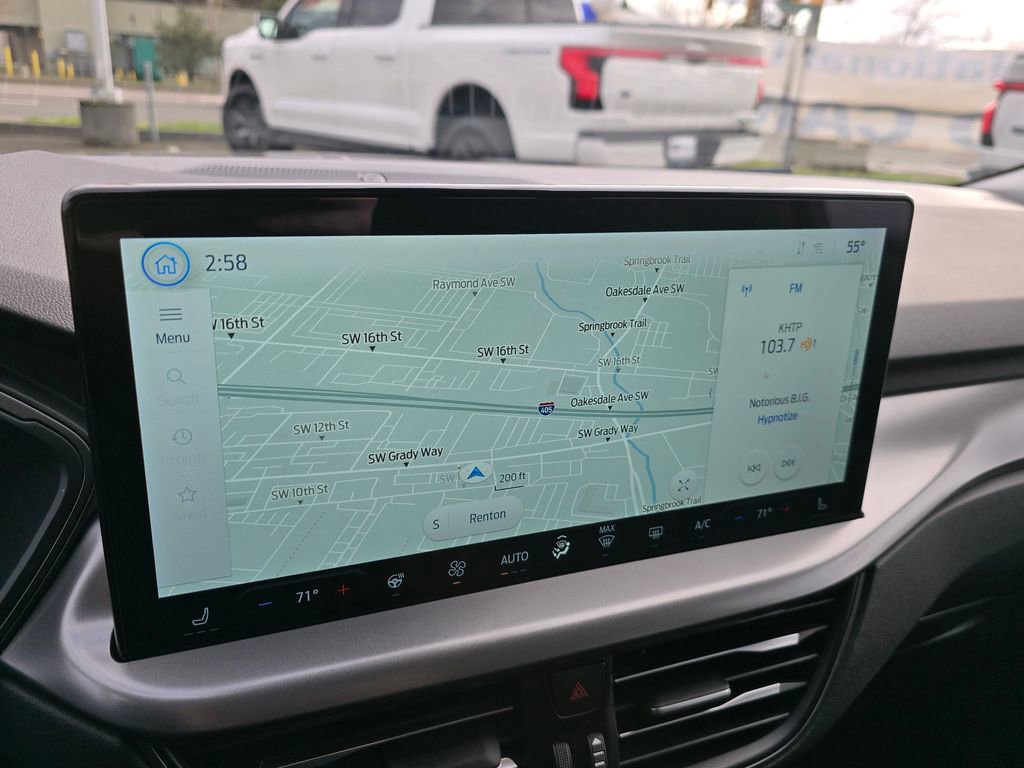 Used 2025 Ford Escape Active w/ Active Premium Tech Pack image 24