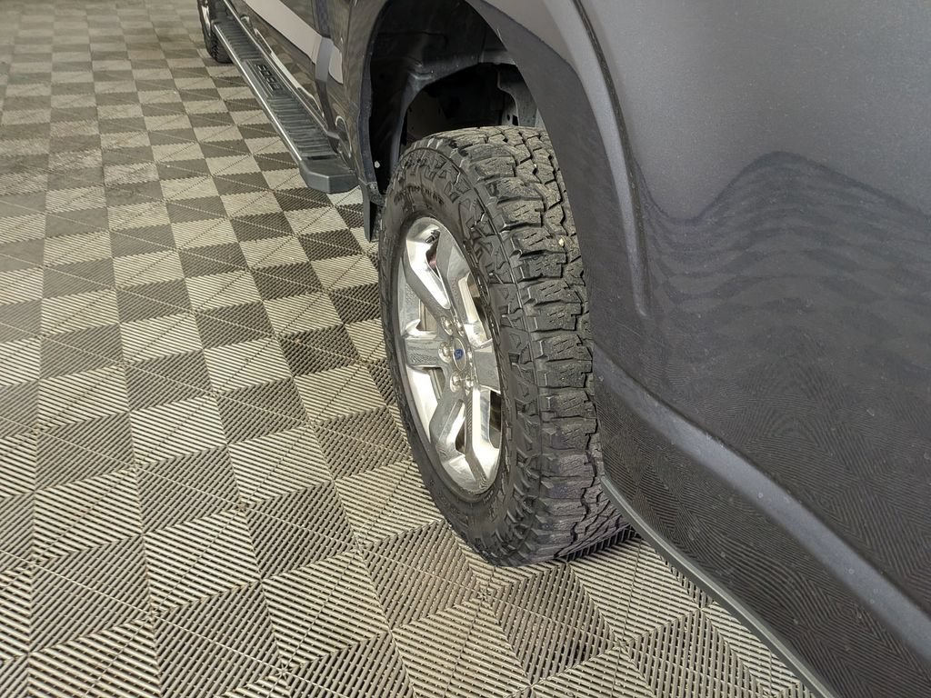 Used 2021 Ford F150 Lariat w/ Equipment Group 502A High AWD/4WD image 12