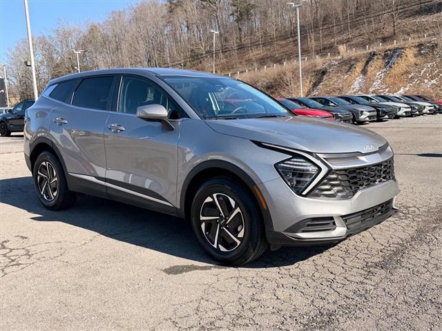 Used 2024 Kia Sportage LX image 13