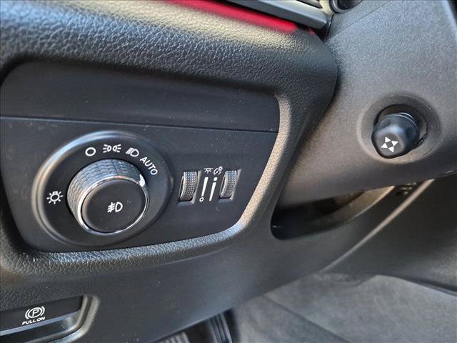 Used 2022 Jeep Grand Cherokee Overland w/ Luxury Tech Group IV AWD/4WD image 26