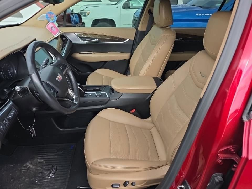 Used 2020 Cadillac XT6 Premium Luxury w/ Platinum Package FWD image 14