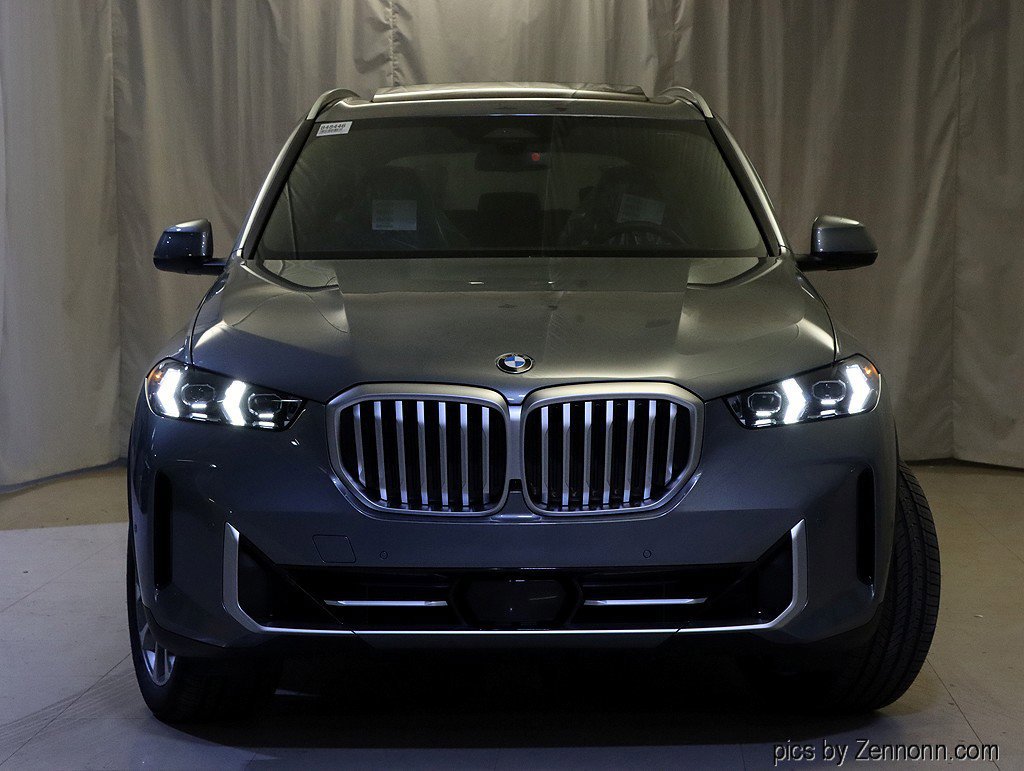 Used 2026 BMW X5 xDrive40i w/ Climate Comfort Package image 5