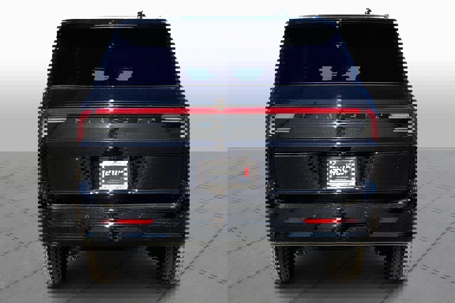 New 2025 Lincoln Navigator L Reserve image 4