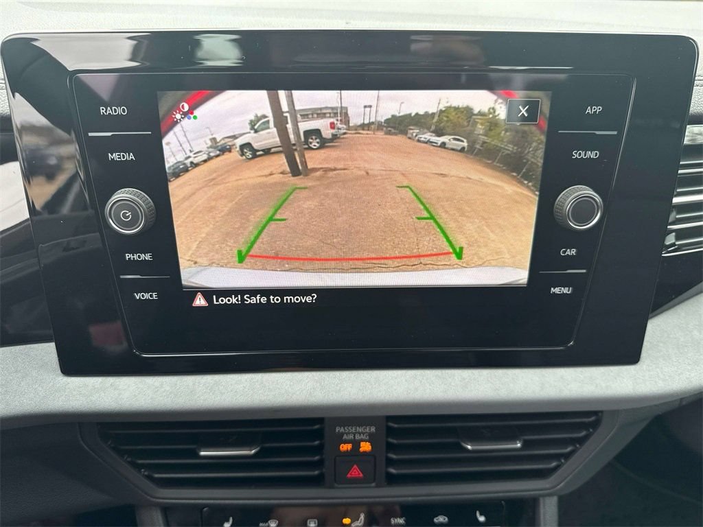 New 2026 Volkswagen Jetta SE FWD image 26