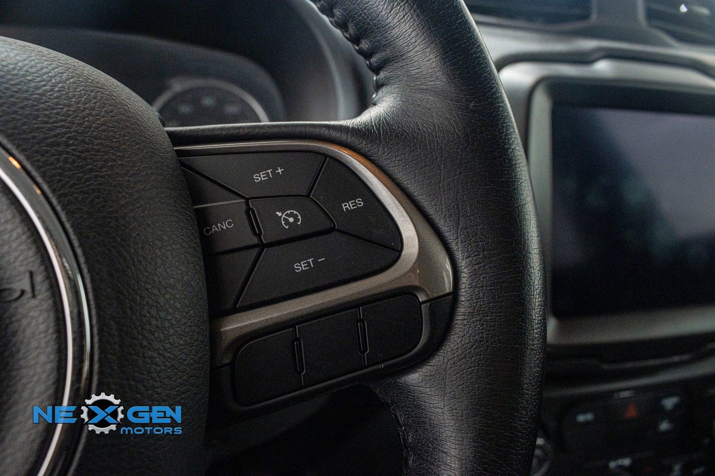 Used 2022 Jeep Renegade Latitude w/ Convenience Group image 15