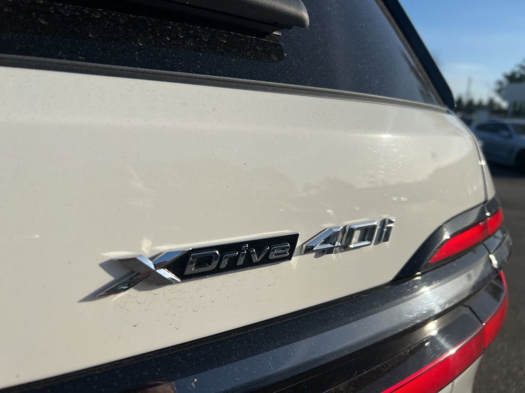 Certified 2024 BMW X7 xDrive40i w/ M Sport Package image 8