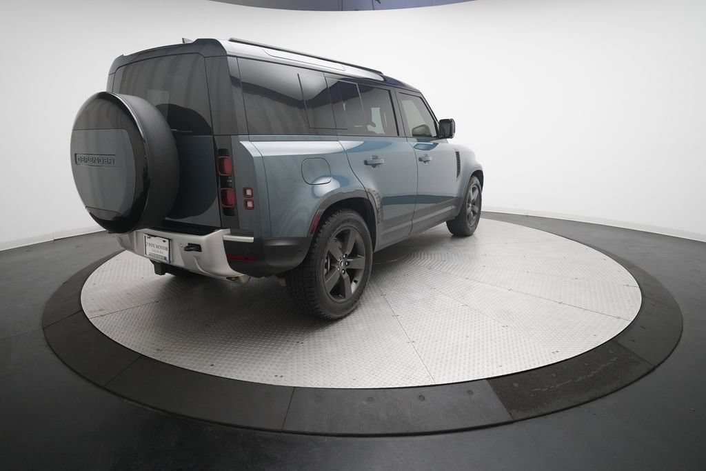 Used 2025 Land Rover Defender 110 S AWD/4WD image 34