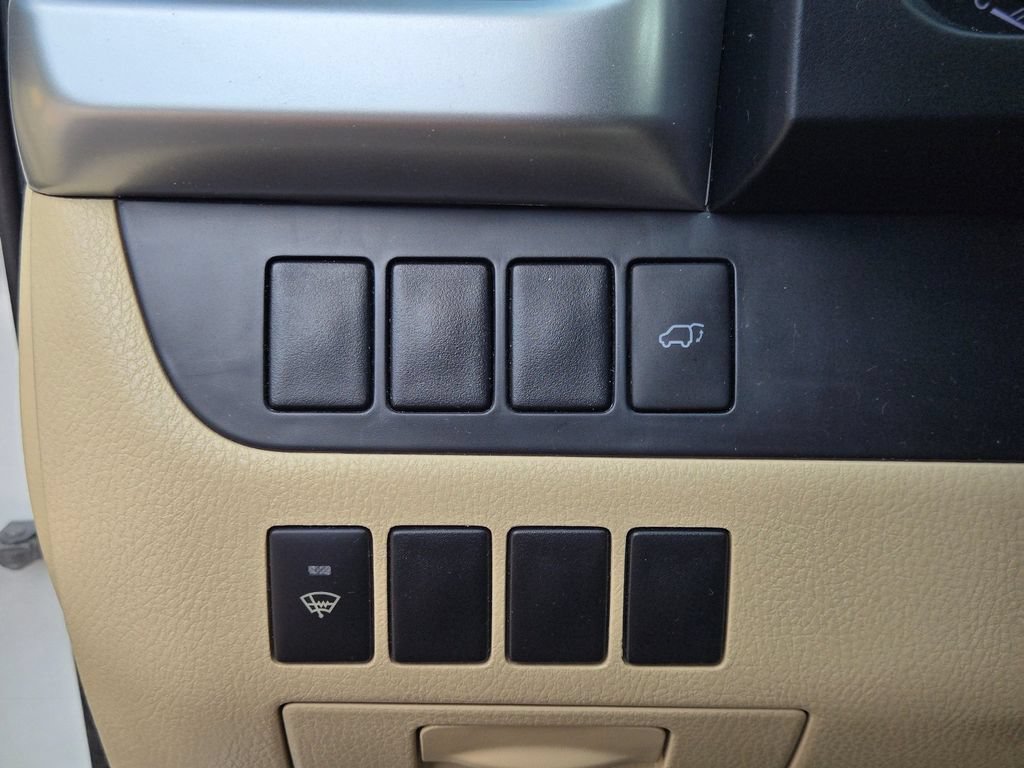 Used 2015 Toyota Highlander XLE FWD image 24