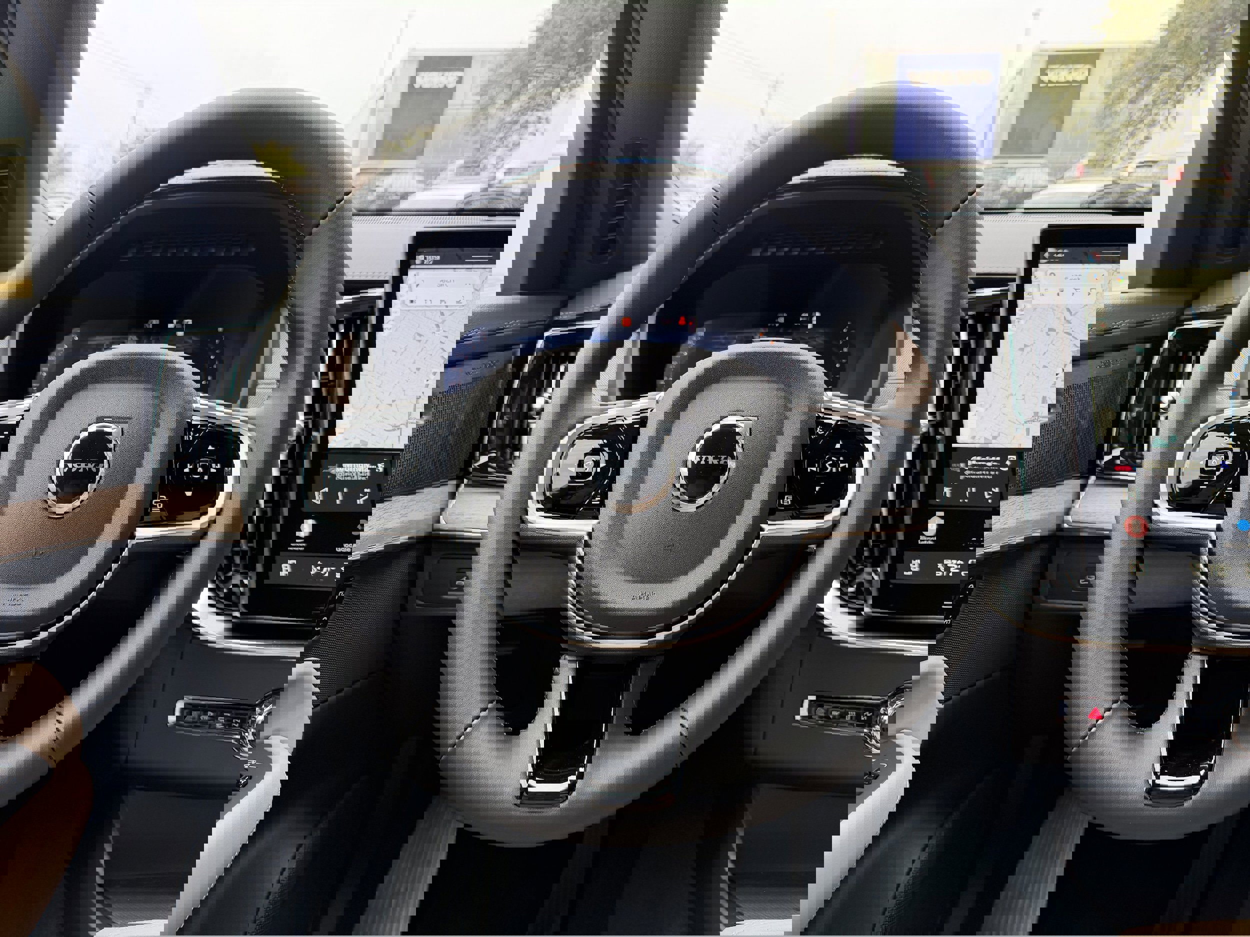 New 2026 Volvo XC90 B6 Plus w/ Protection Package Premier image 15