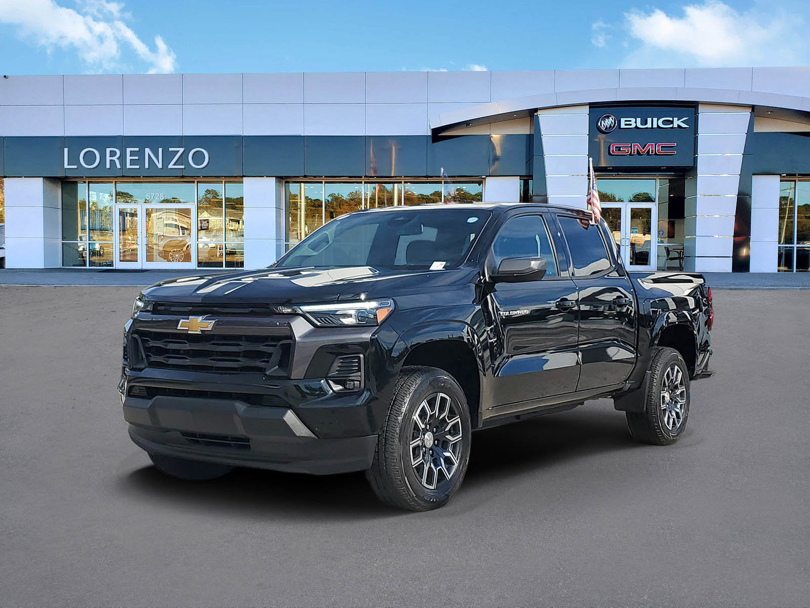 Used 2023 Chevrolet Colorado LT w/ LT Convenience Package III image 1