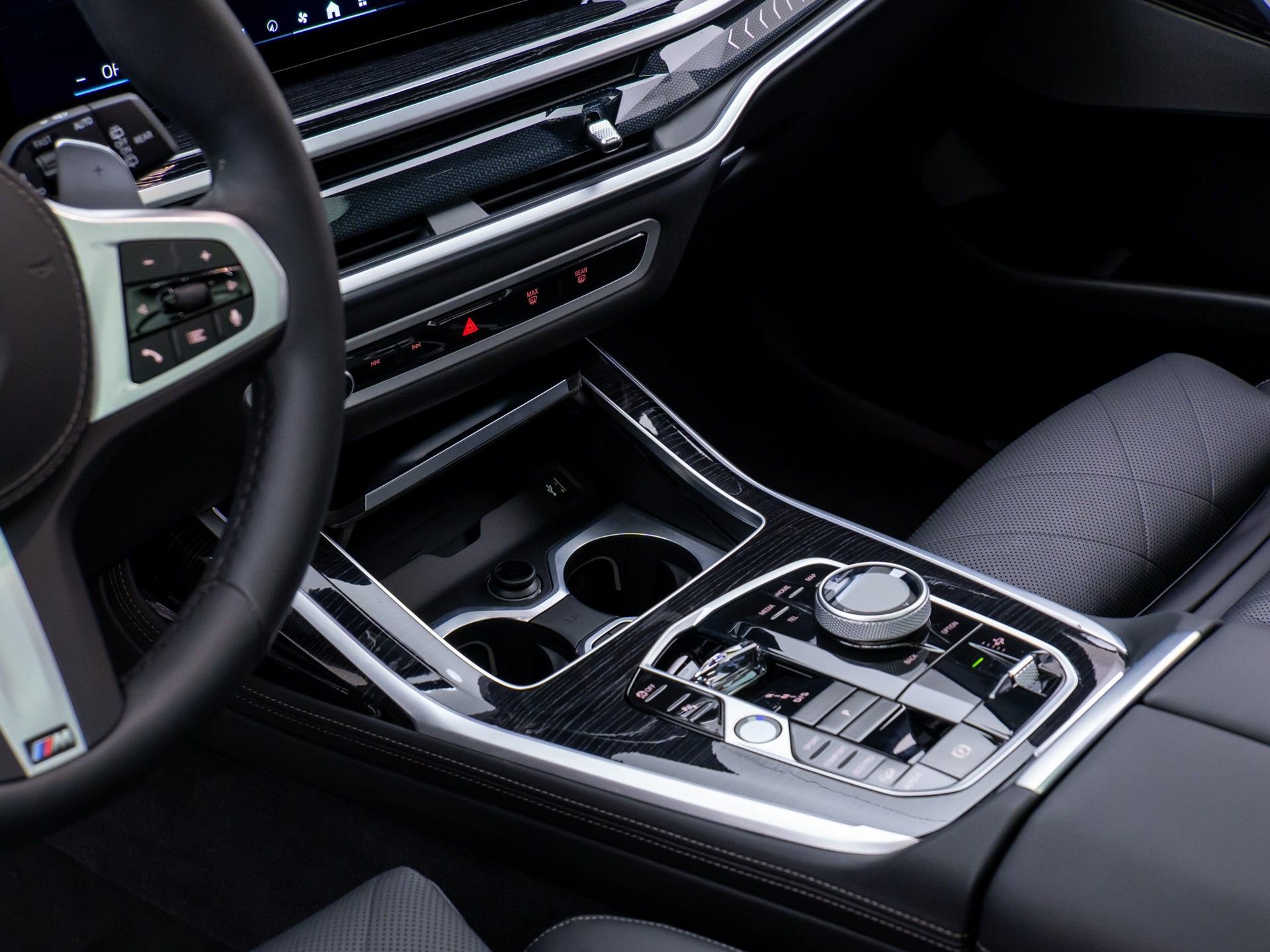 Certified 2025 BMW X7 xDrive40i image 12