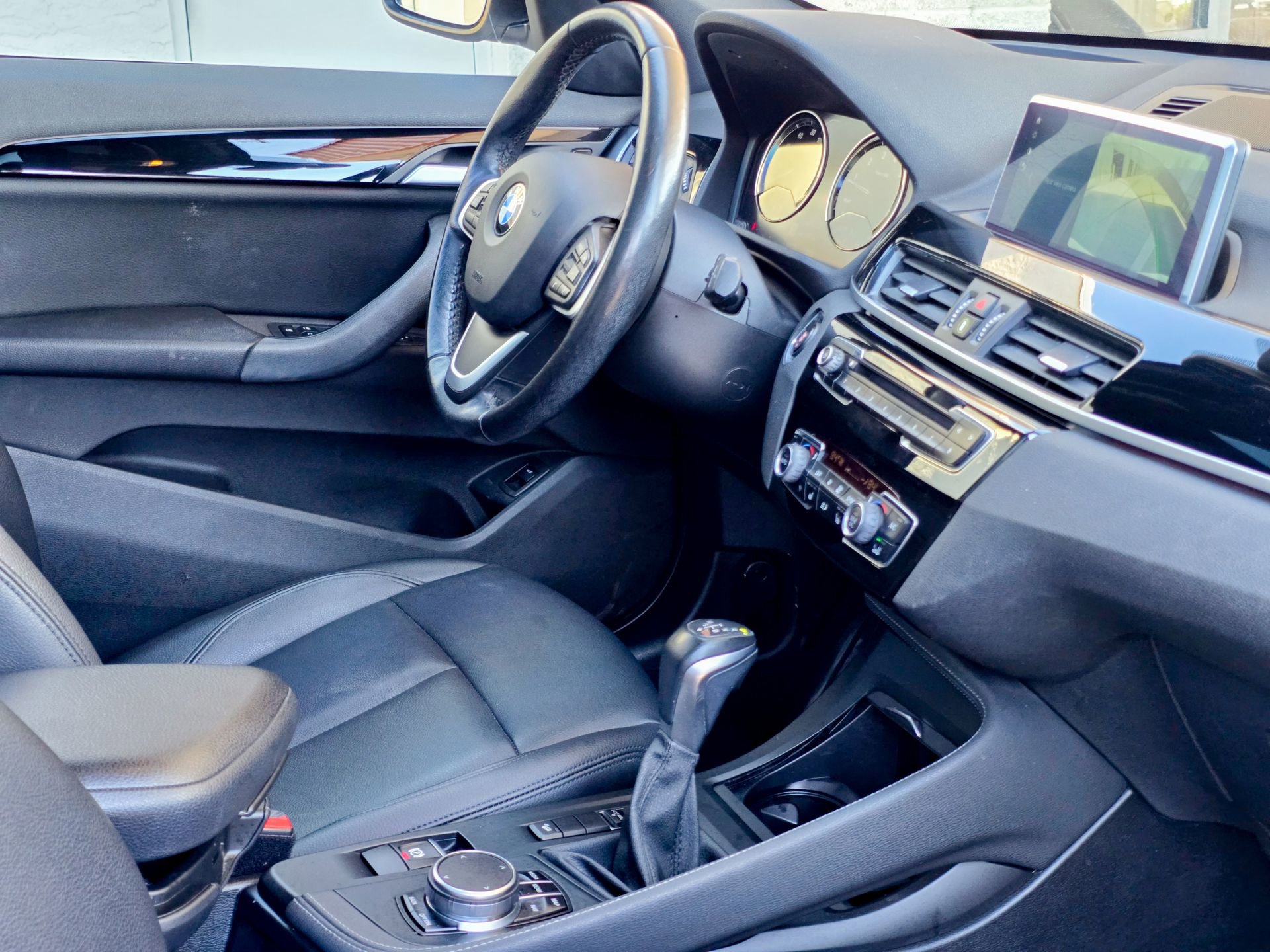 Used 2018 BMW X1 xDrive28i w/ Premium Package image 18