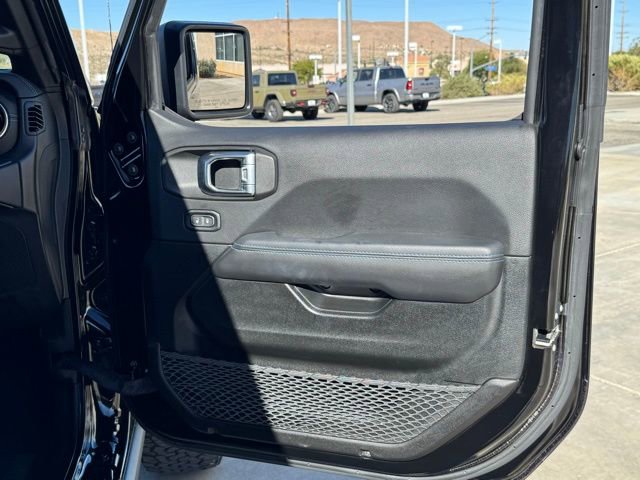 Used 2022 Jeep Wrangler Unlimited Rubicon 4xe w/ Cold Weather Group image 29