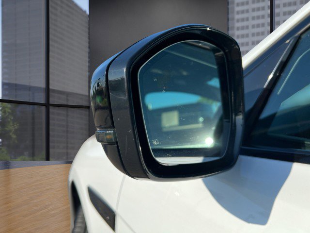 Used 2024 Jaguar F-PACE R-Dynamic S image 11