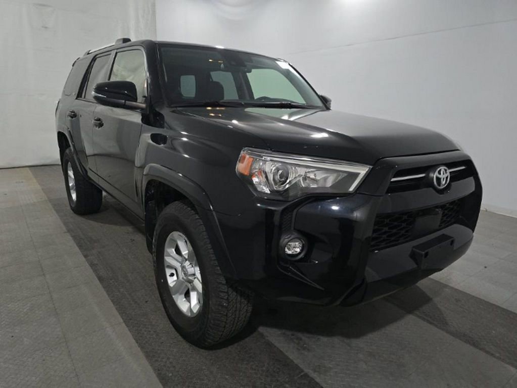 Used 2024 Toyota 4Runner SR5 Premium AWD/4WD image 3