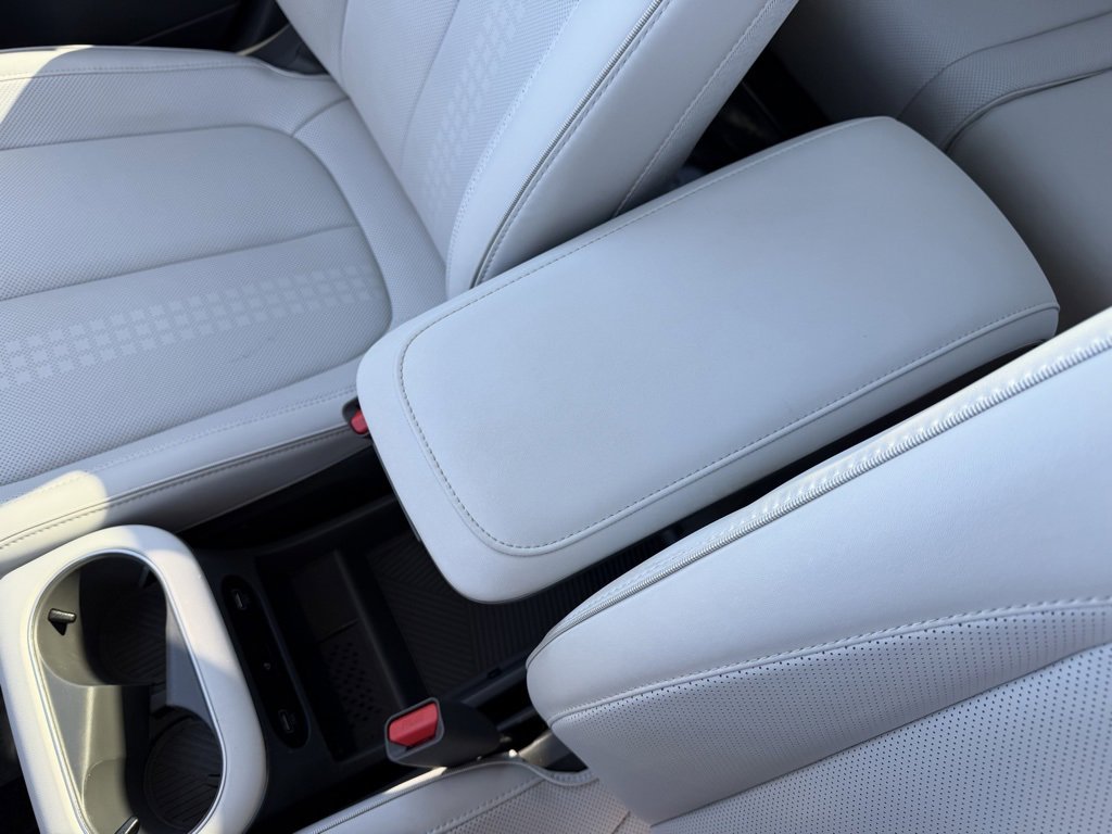 Used 2024 Hyundai Ioniq 5 Limited image 26