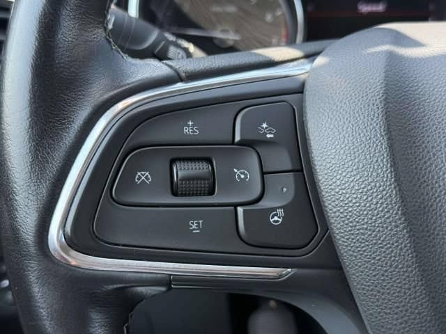 Used 2020 Buick Encore GX Essence FWD image 22