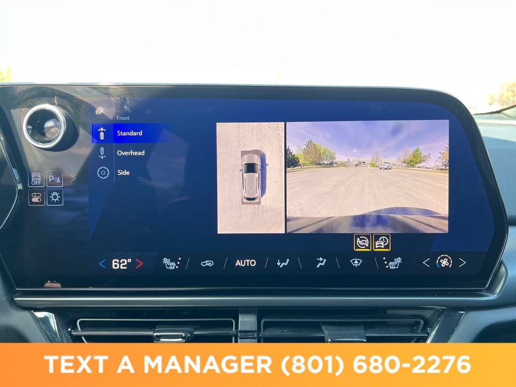 Used 2024 Chevrolet Equinox EV RS FWD image 20