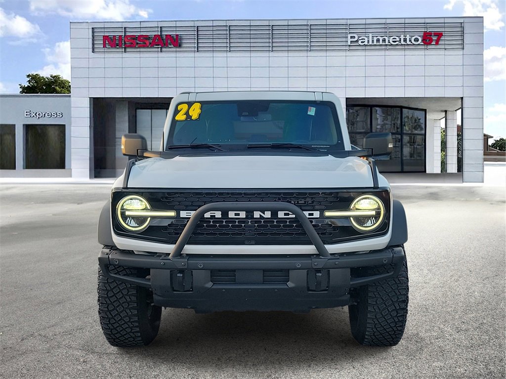 Used 2024 Ford Bronco Wildtrak image 2