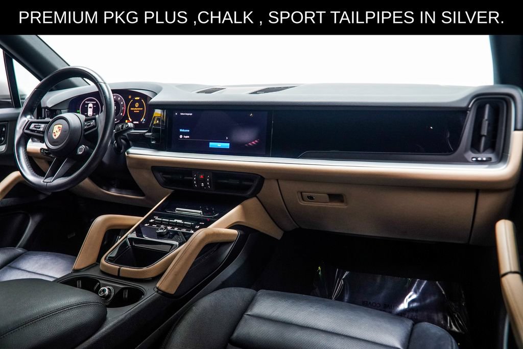 Used 2024 Porsche Cayenne w/ Premium Package Plus (PFM) AWD/4WD image 21