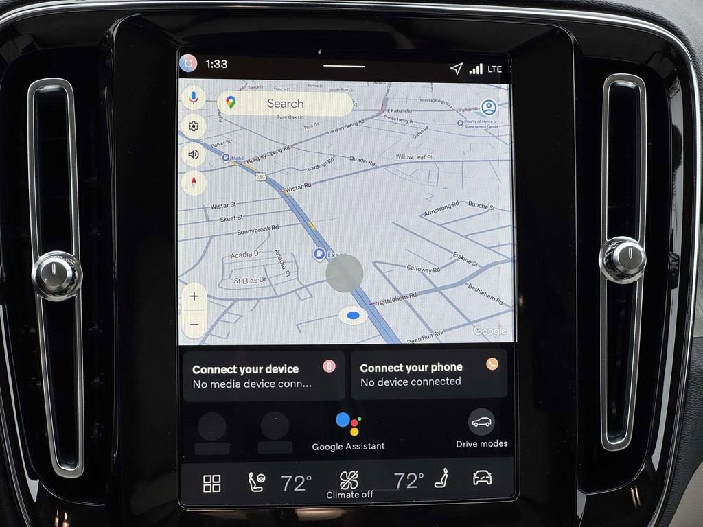 New 2026 Volvo XC40 B5 Ultra w/ Protection Package Premier image 3