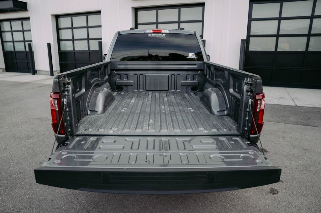 Used 2025 Ford F150 XL w/ Equipment Group 103A High image 9