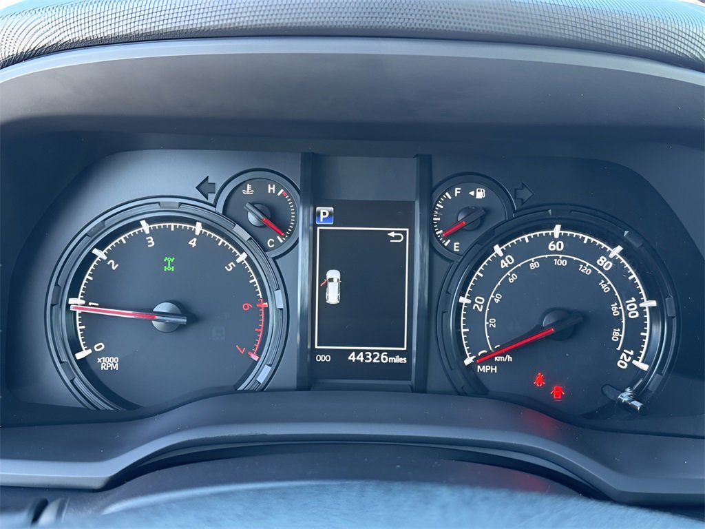 Used 2020 Toyota 4Runner SR5 image 25