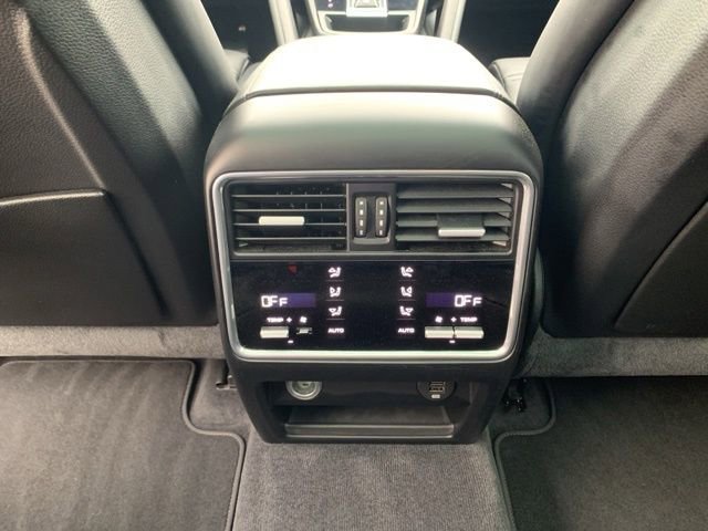 Used 2019 Porsche Cayenne S AWD/4WD image 35
