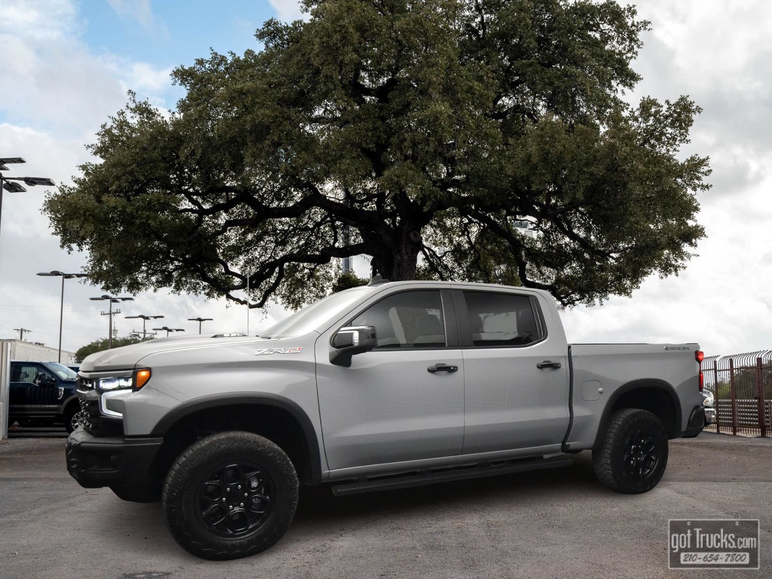 Used 2024 Chevrolet Silverado 1500 ZR2 w/ ZR2 Bison Edition AWD/4WD image 1