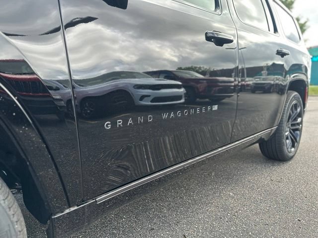 New 2026 Jeep Grand Wagoneer Summit AWD/4WD image 19