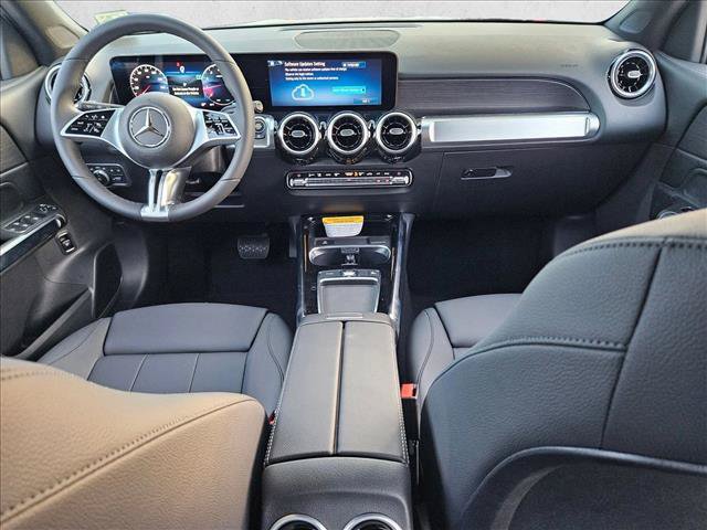 New 2026 Mercedes-Benz GLB 250 image 14