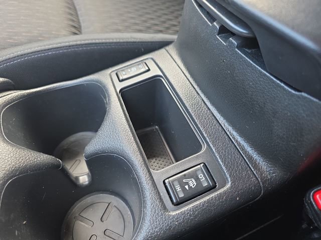 Used 2018 Nissan Rogue SV image 31