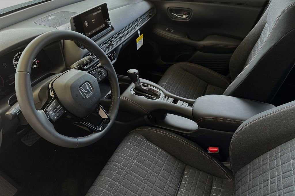 New 2025 Honda HR-V Sport image 9