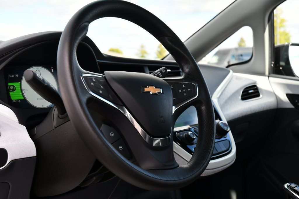 Used 2021 Chevrolet Bolt LT FWD image 15