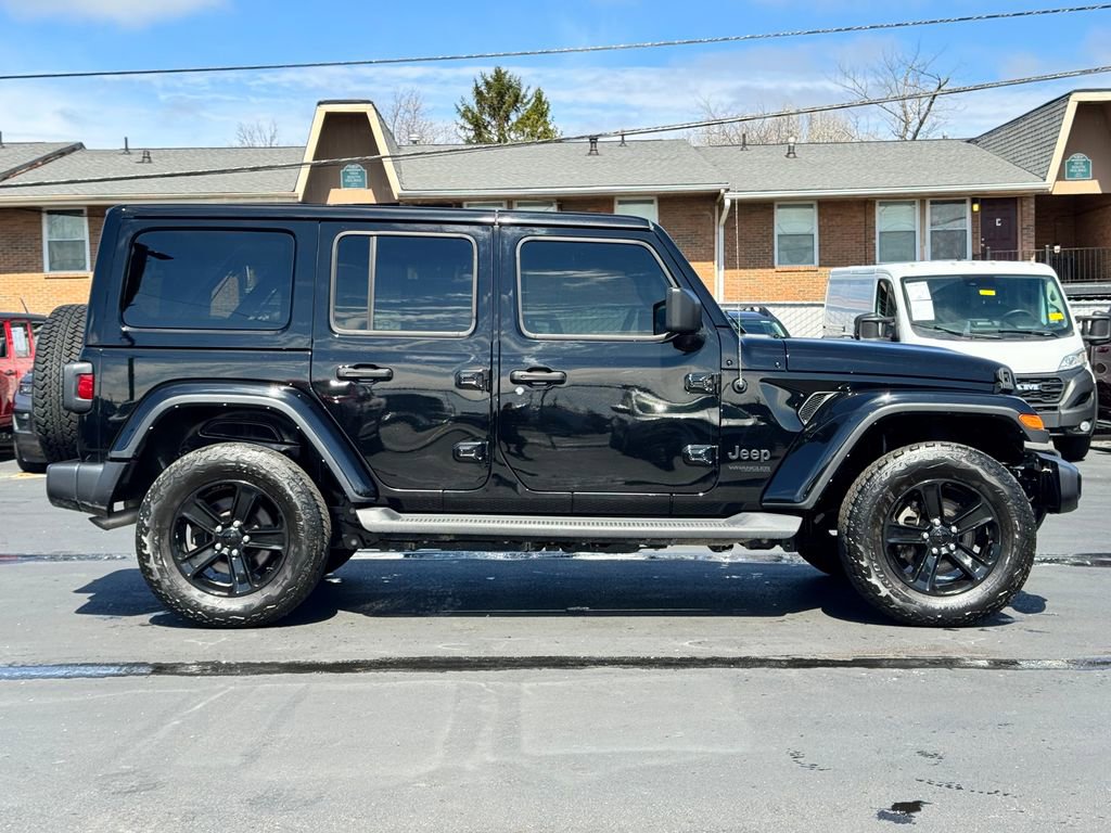 Used 2022 Jeep Wrangler Unlimited Sahara image 8