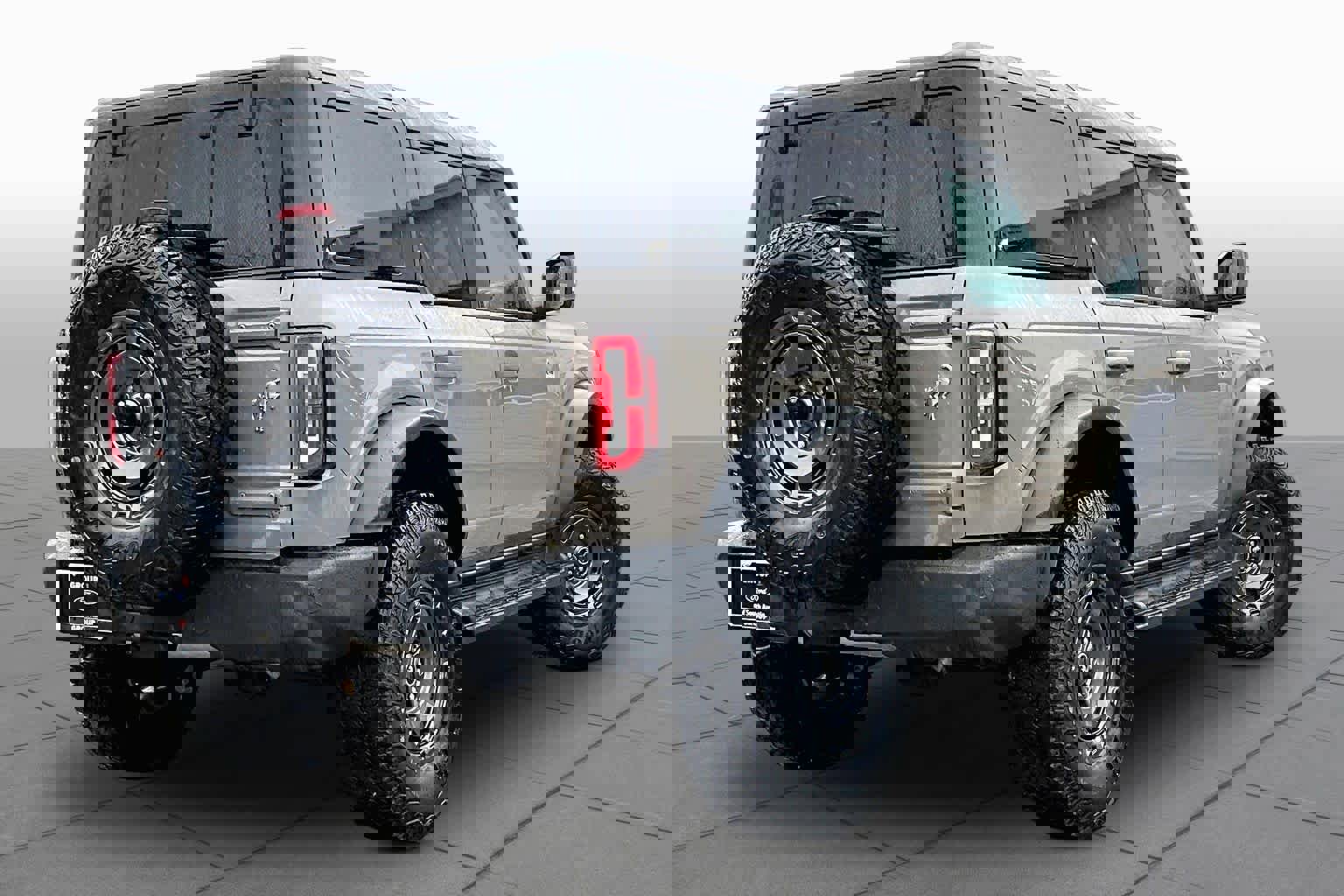 Used 2025 Ford Bronco Outer Banks w/ Sasquatch Package image 13