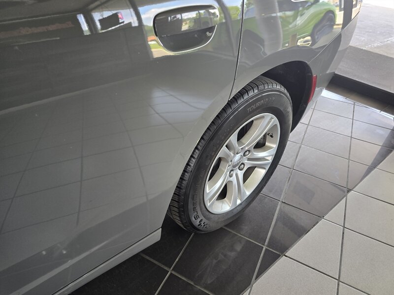 Used 2023 Dodge Charger SXT RWD image 29