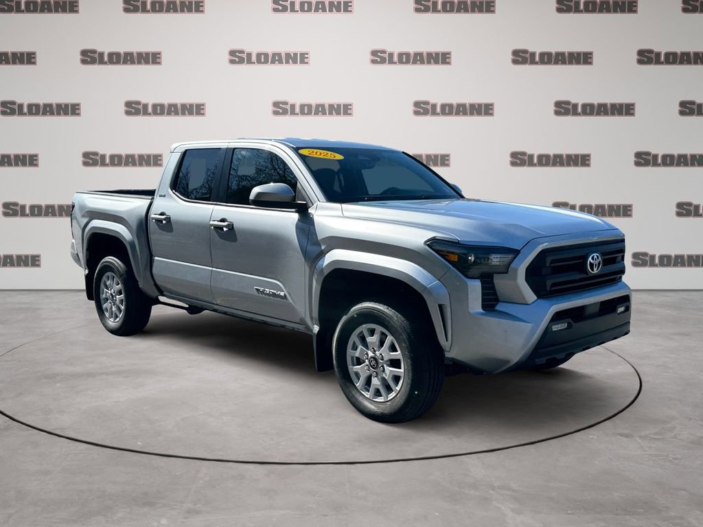Used 2025 Toyota Tacoma SR5 image 7