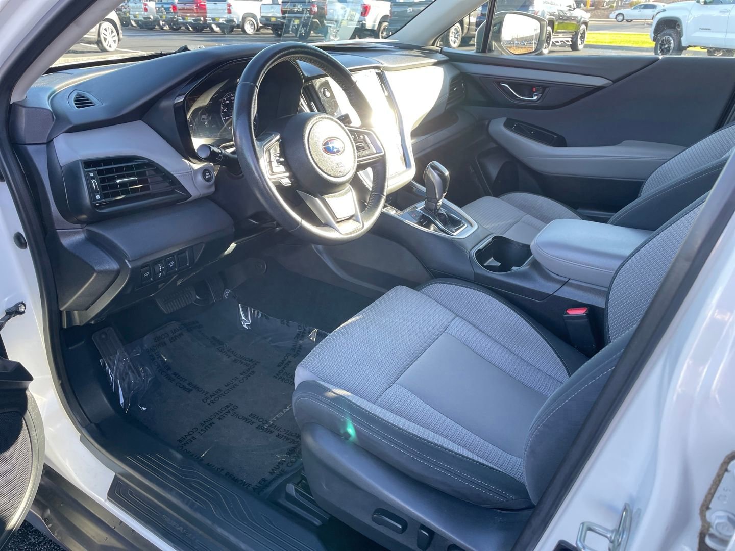 Used 2020 Subaru Outback Premium image 11