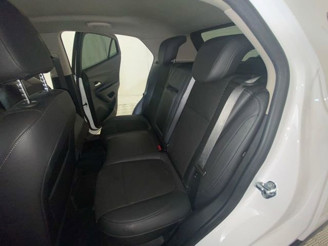 Used 2022 Buick Encore Preferred w/ Safety Package AWD/4WD image 13